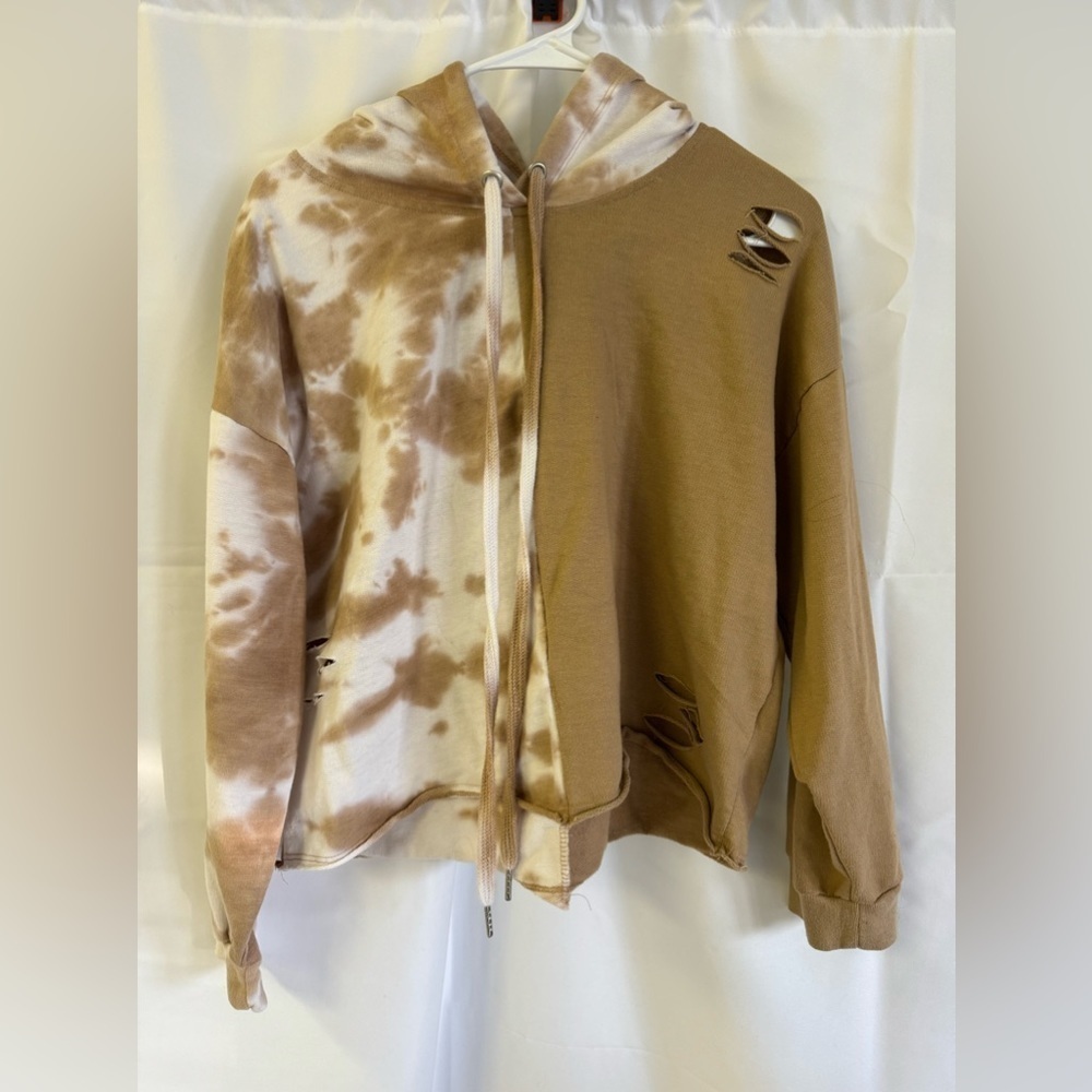 Jolie &Joy cropped / distressed hoodie